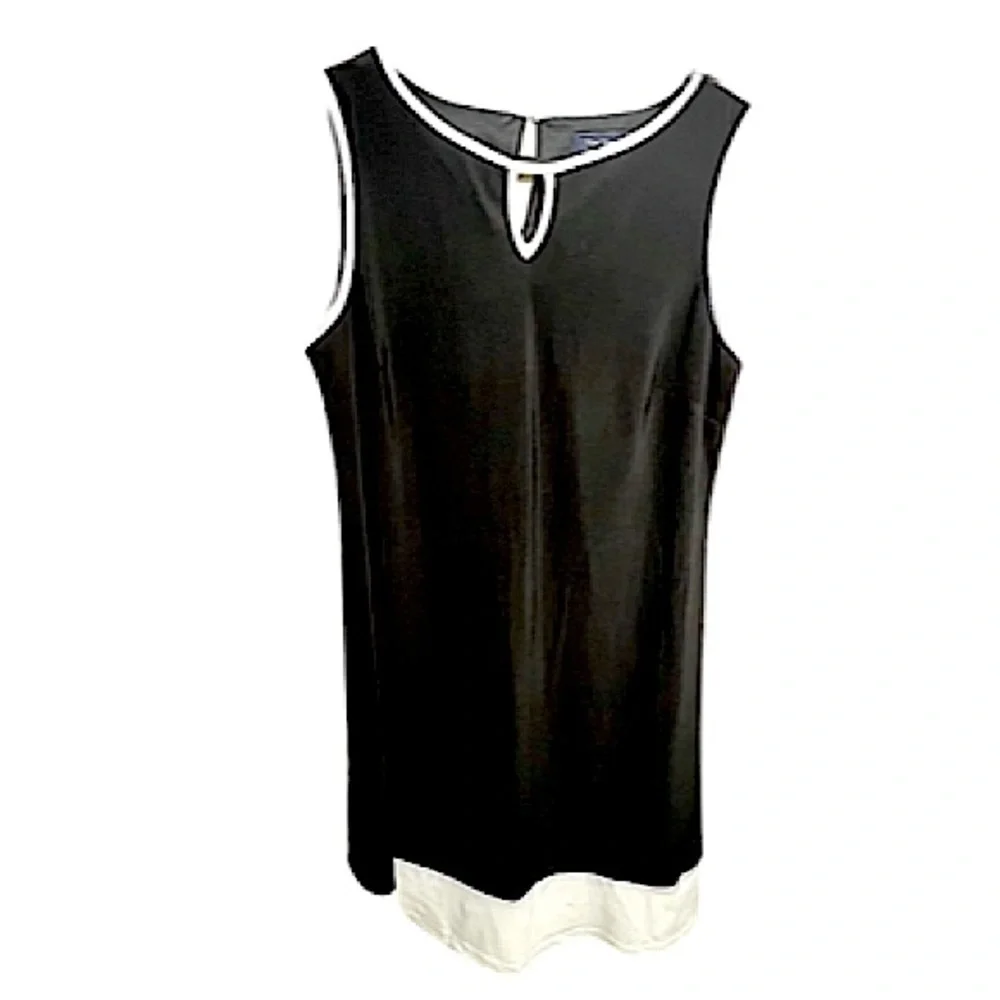 New York and Company, NWOT black dress with white trim detail. size medium.